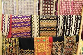 kain tenun indonesia